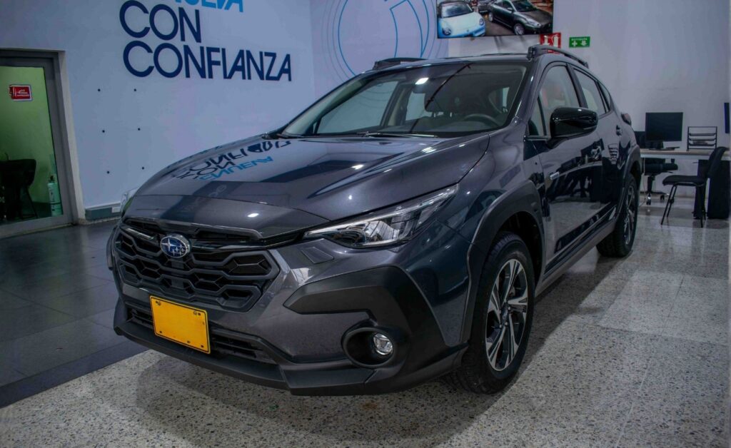 SUBARU – CROSSTREK 2.0i PREMIUM HEV